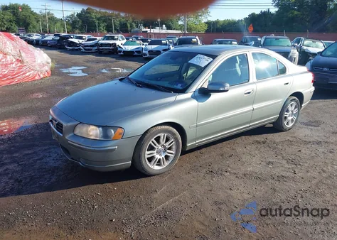 2007 Volvo S60 2.5T из США, поврежденный, VIN YV1RH592172614162